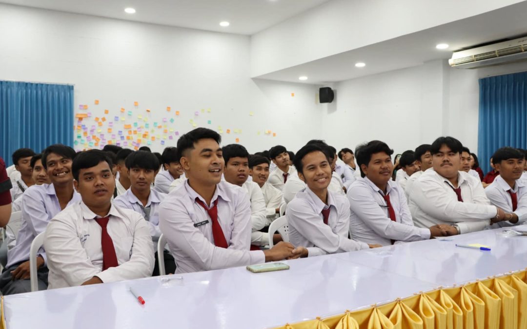 พิธีปัจฉิมนิเทศ นักเรียน ระดับชั้น ปวช.๓ และนักศึกษาระดับชั้น ปวส.๒