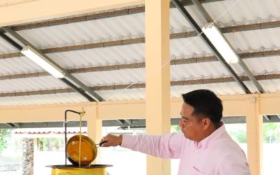 พิธีหล่อเทียนพรรษา