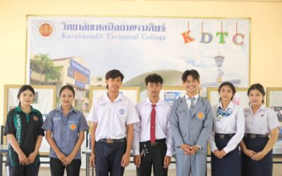 วิทยาลัยเทคนิคกาญจนดิษฐ์ จัดการเลือกตั้งประธานชมรมวิชาชีพประจำปีการศึกษา 2570 โดยมีคณะผู้บริหาร ครู บุคลากร และนักเรียน นักศึกษา ร่วมสังเกตการณ์และร่วมใช้สิทธิเลือกตั้งอย่างพร้อมเพรียง ท่ามกลางบรรยากาศที่เป็นไปด้วยความเรียบร้อย โปร่งใส และเป็น